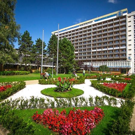 Rehabilitacni Sanatorium - Lazne Darkov Otel Karviná Dış mekan fotoğraf